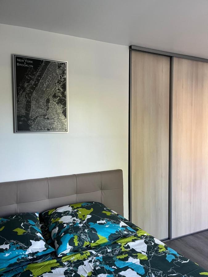 Superbe Appartement Au Bord Du Canal De St Quentin Saint-Quentin  Zewnętrze zdjęcie